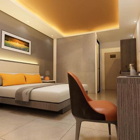 اولونجابو Subic Riviera Hotel And Residences المظهر الخارجي الصورة