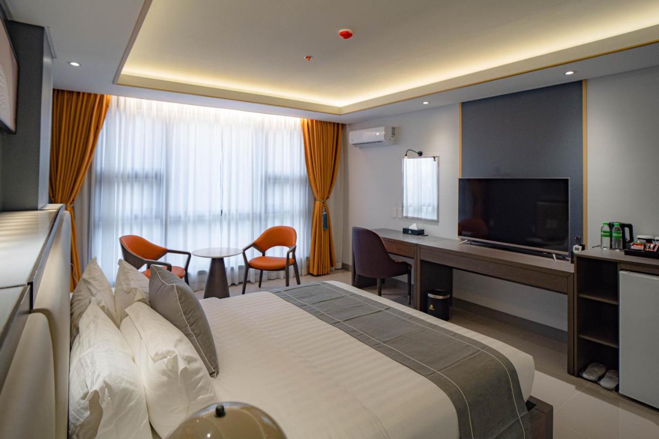اولونجابو Subic Riviera Hotel And Residences المظهر الخارجي الصورة